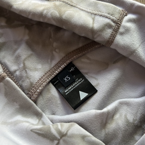 🎟️Vitality | Balance Athletica Rider shorts - Picture 5 of 5